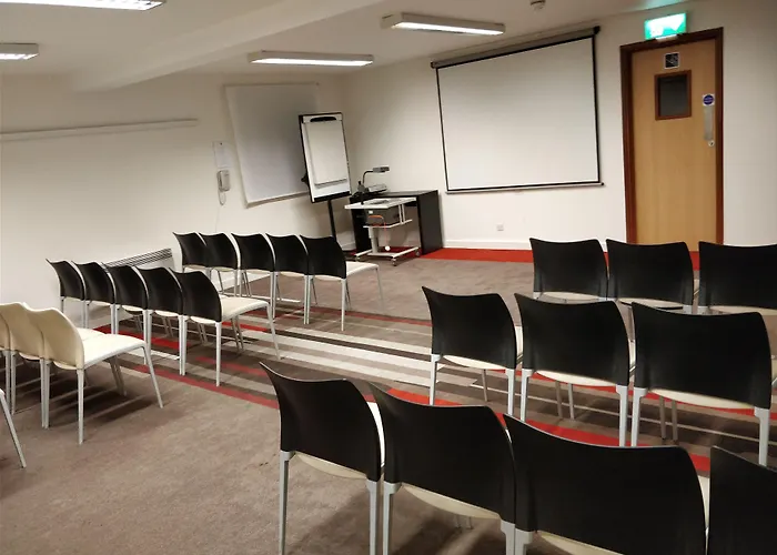 Cheap hotel: Ibis Hotel Dublin